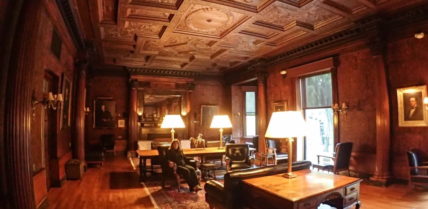 An Afternoon at the Algonquin Club in Boston