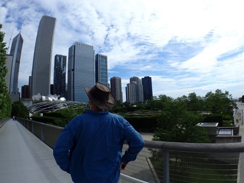 A downtown view from the footbridge outside of the Art Institute